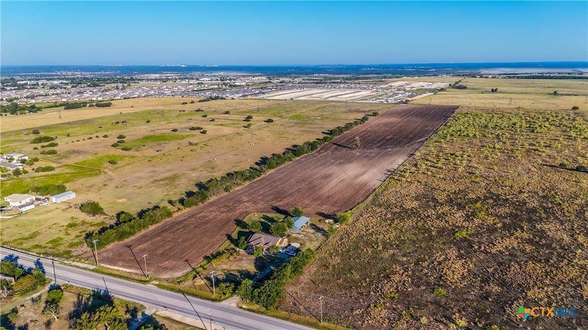 25 acres in Williamson County gallery image 2