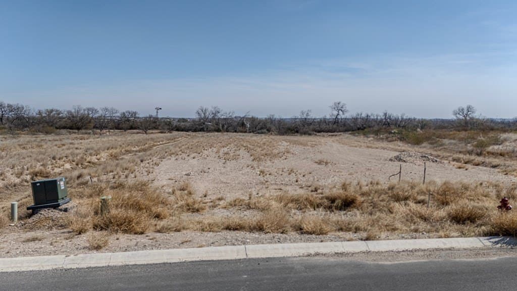 1.51 acres in Maverick County gallery image 2