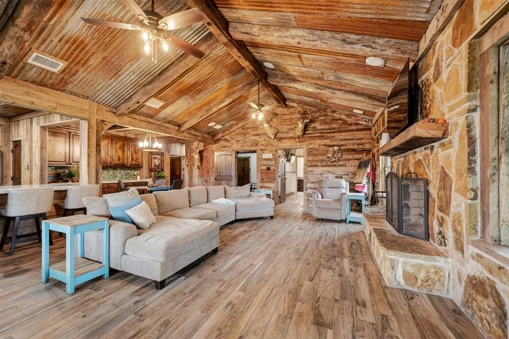 21.42 acres in Hunt County featured view