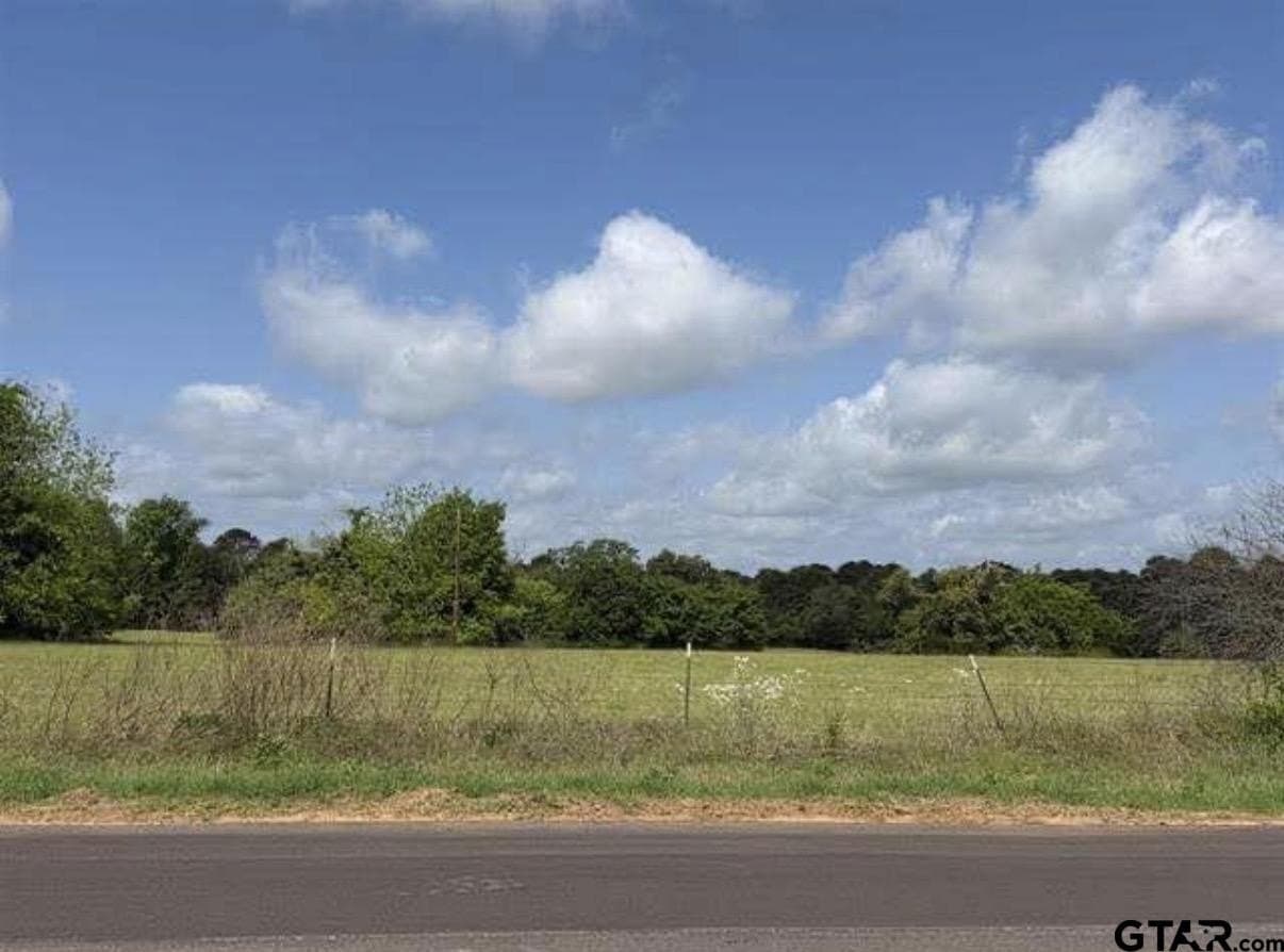 5 acres in Smith County - photo 3