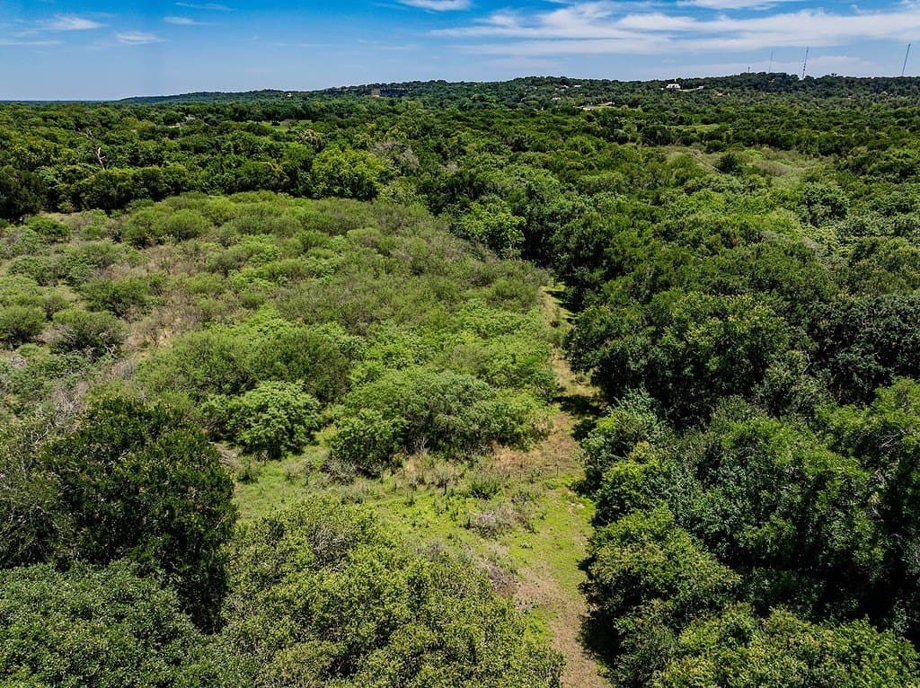 7.66 acres in Fayette County gallery image 4