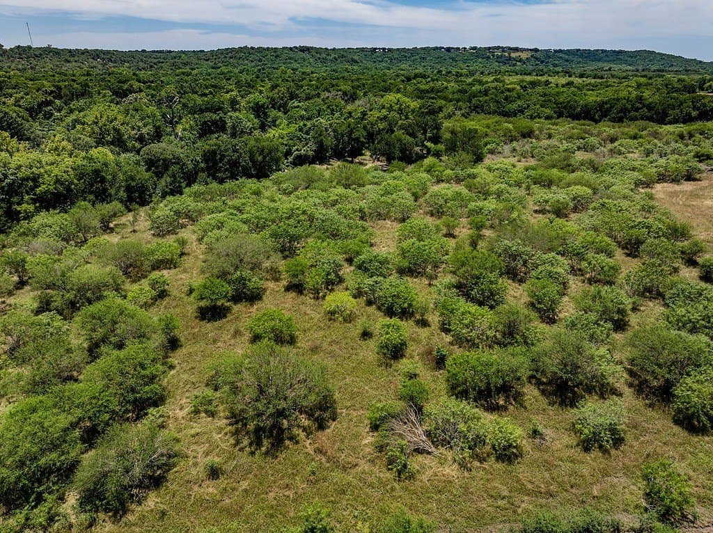 7.66 acres in Fayette County - photo 9