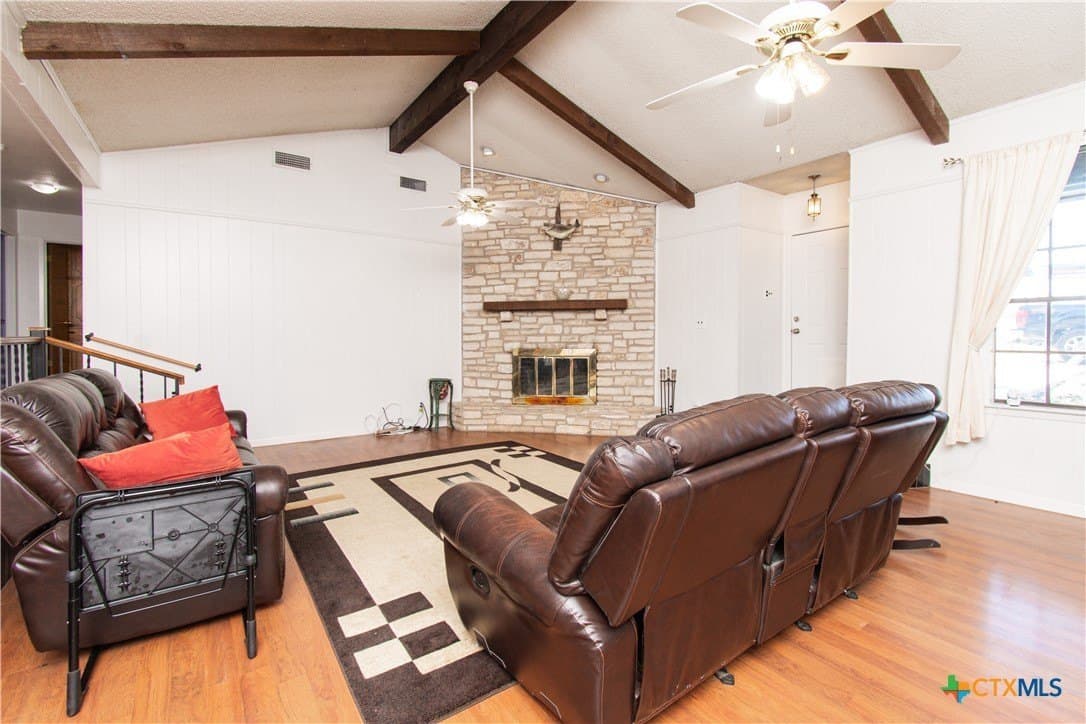 10 acres in Bell County gallery image 4