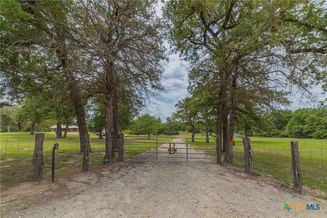 19.56 acres in Burleson County - photo 36