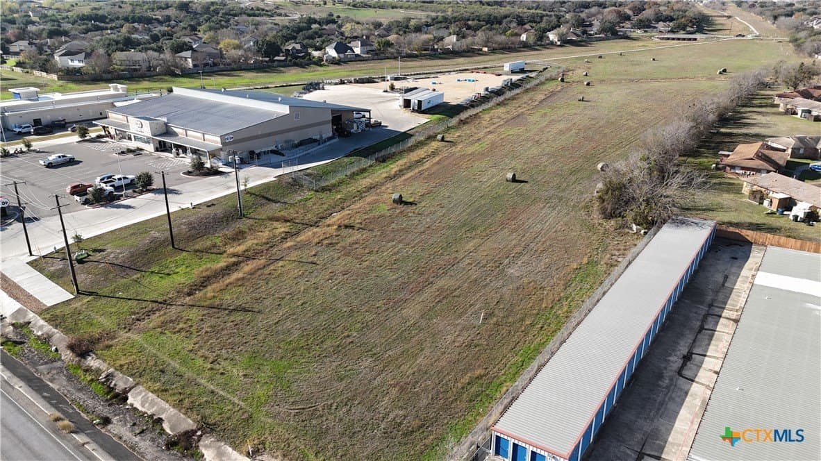 2.5 acres in Comal County - photo 6
