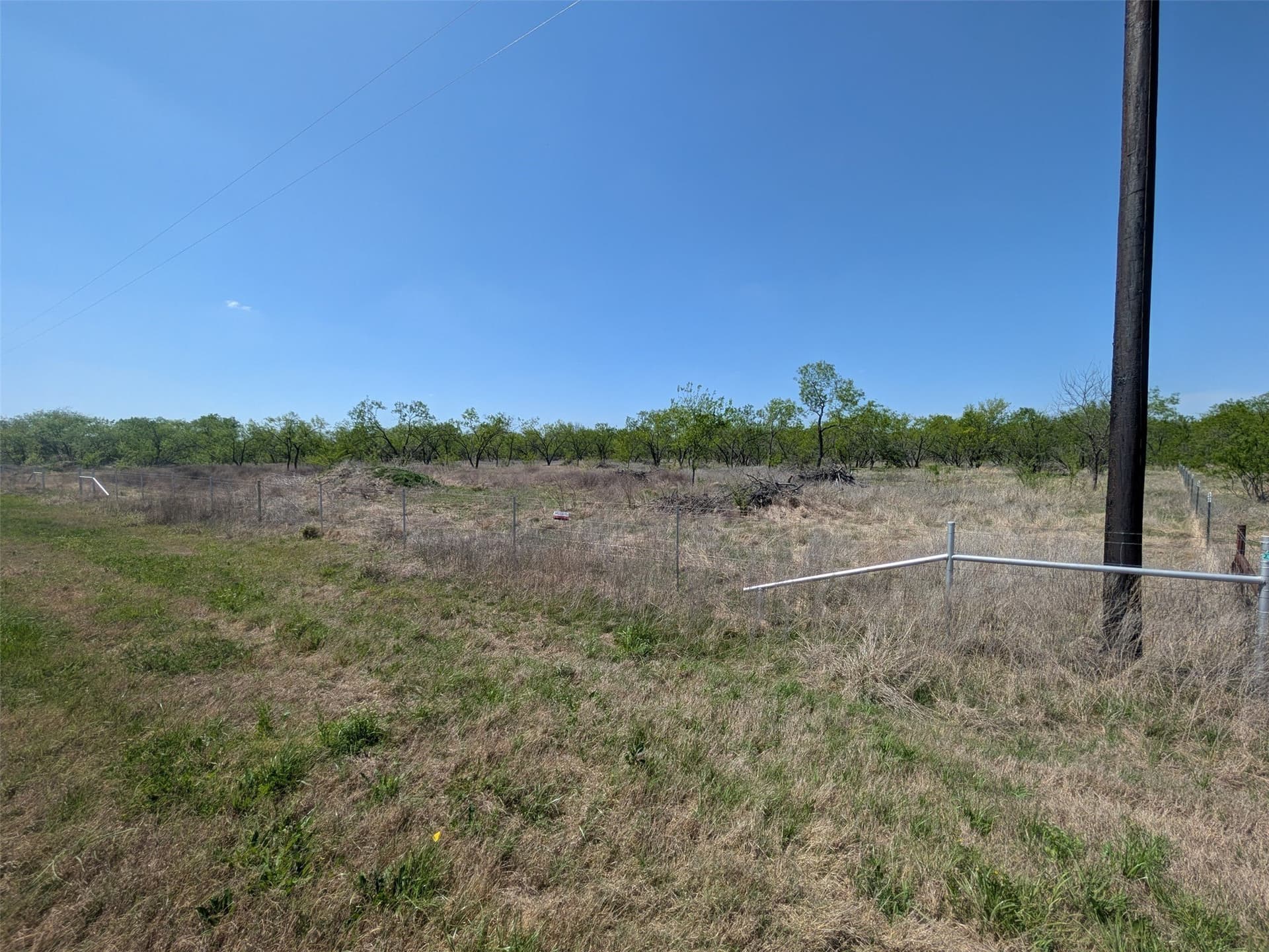 2.01 acres in Navarro County featured view