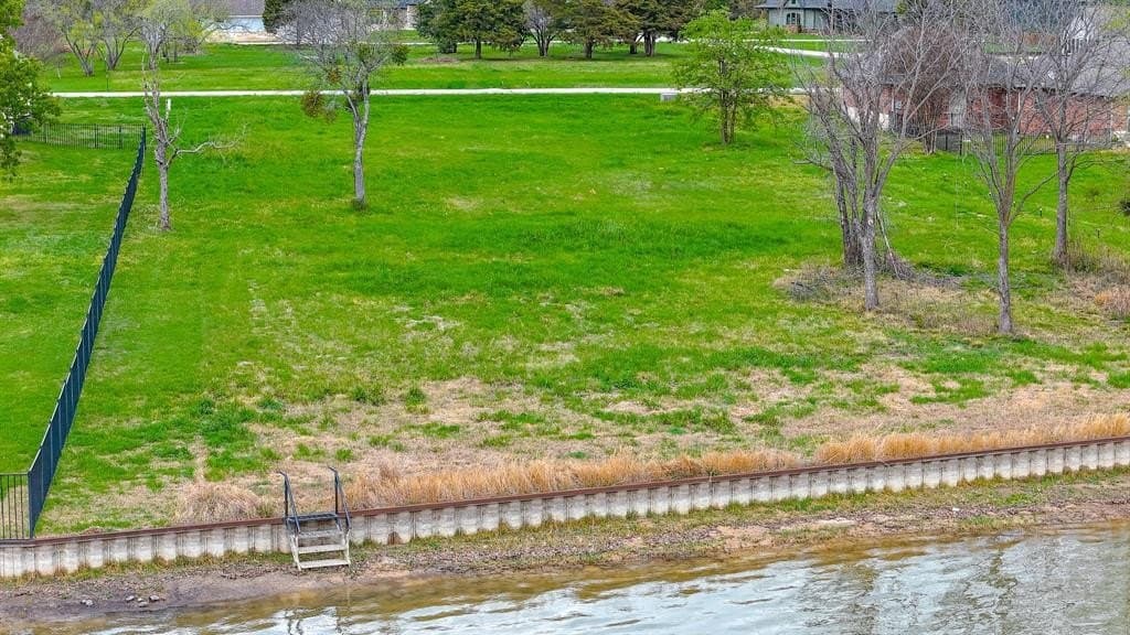 0.82 acres in Navarro County gallery image 2