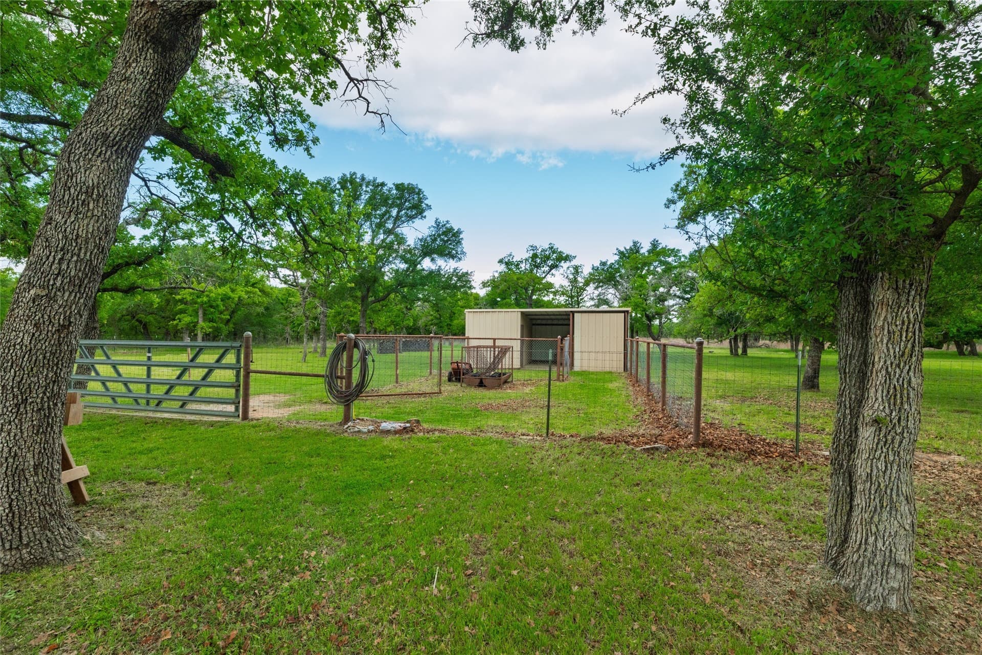 20 acres in Palo Pinto County - photo 38
