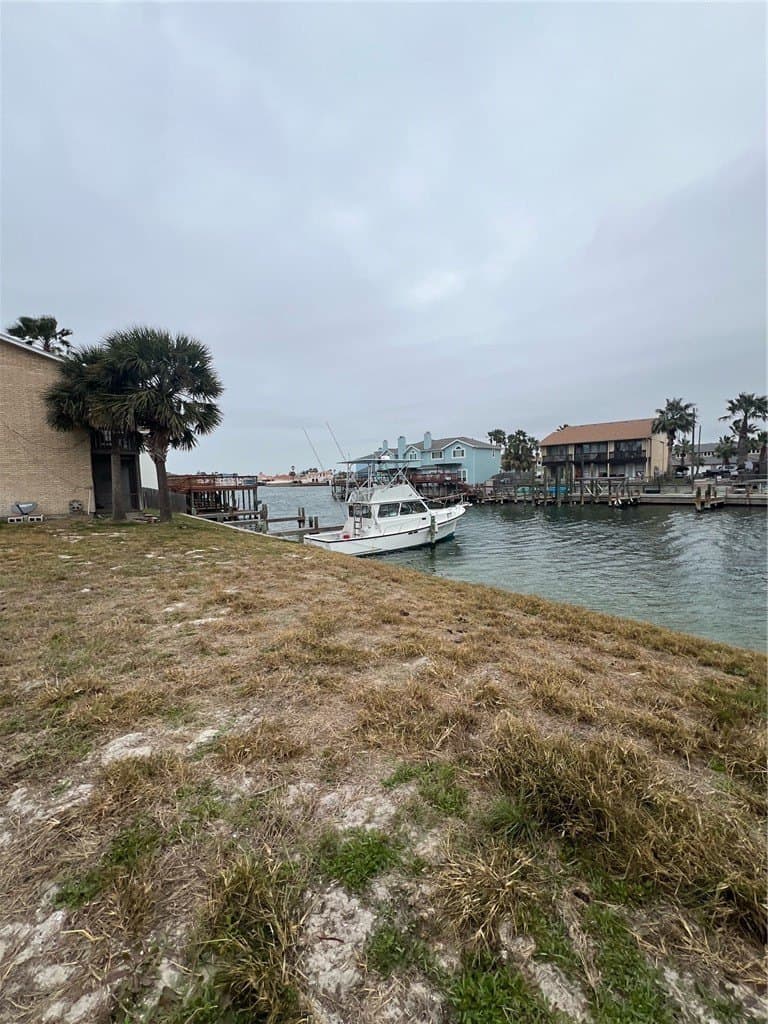 0.27 acres in Nueces County - photo 14
