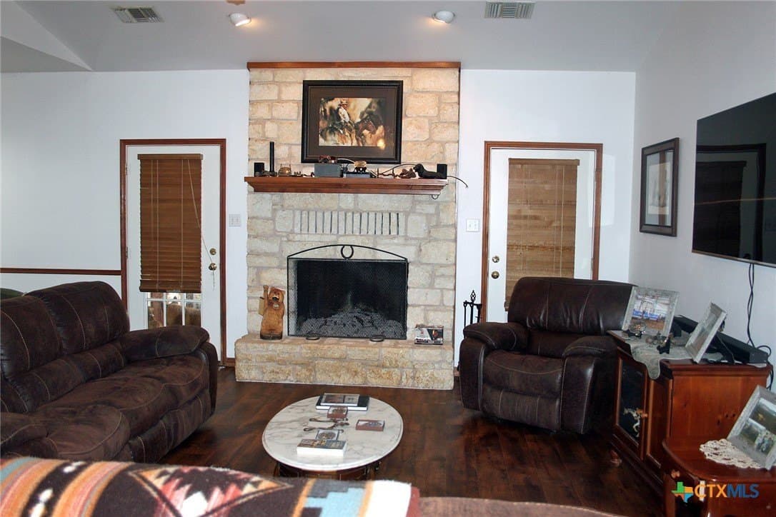 19.88 acres in Caldwell County gallery image 4