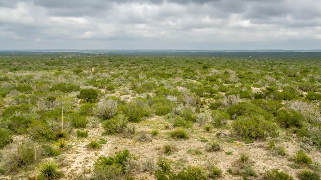 275 acres in Val Verde County - photo 9