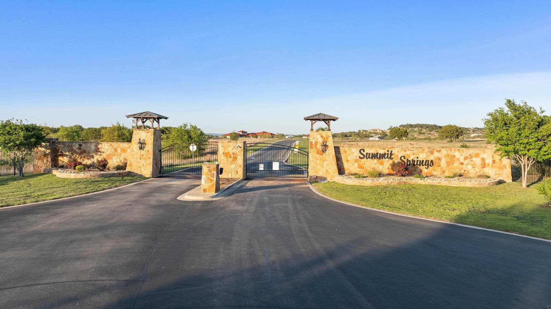 3 acres in Blanco County gallery image 2