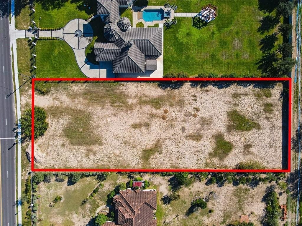 1.25 acres in Hidalgo County - photo 5