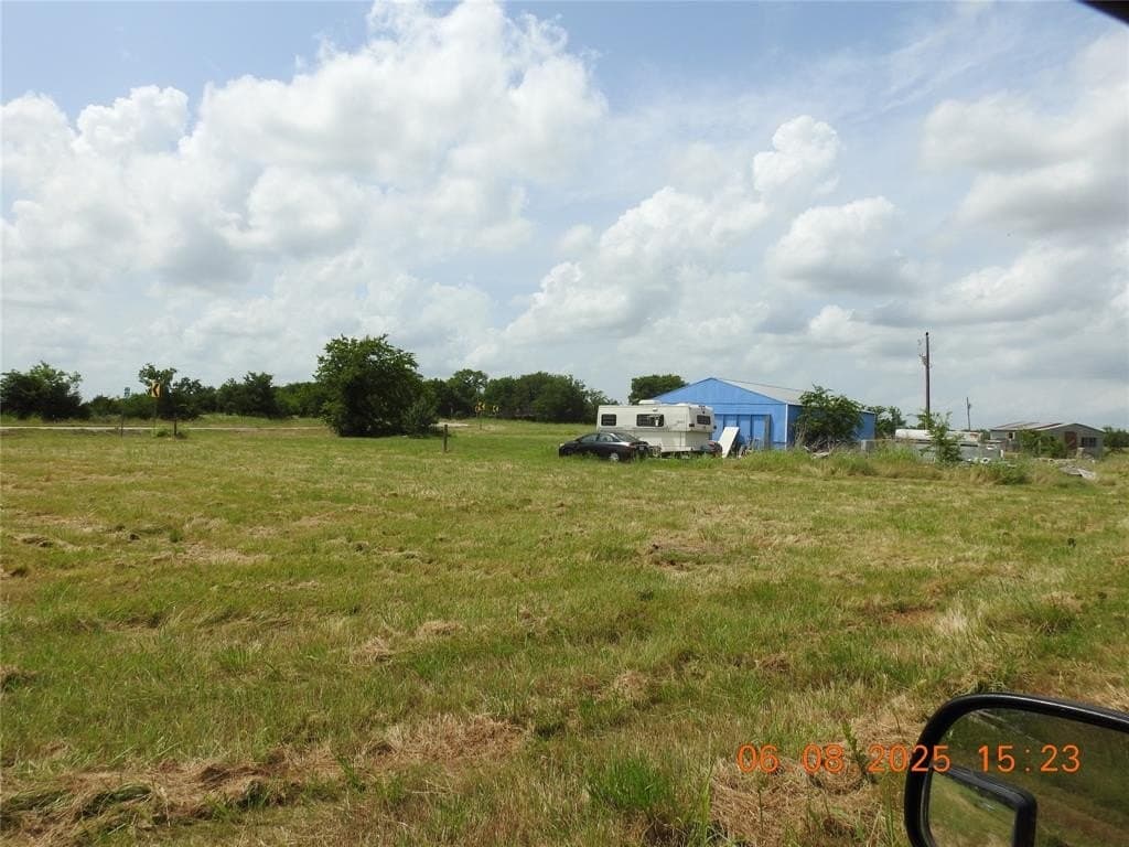 2.11 acres in Hunt County gallery image 3