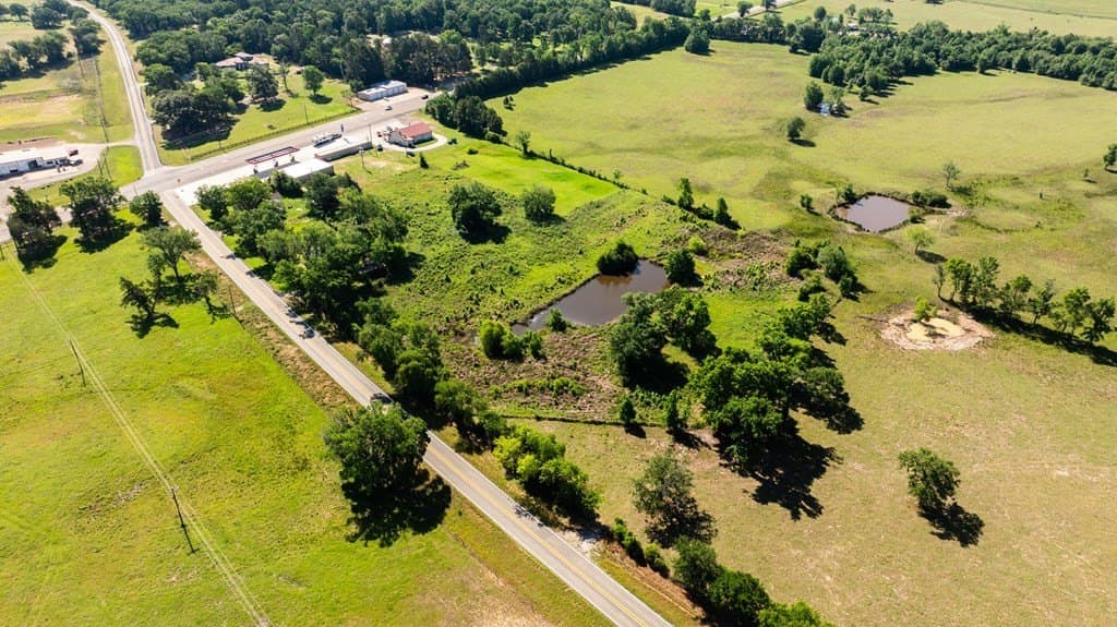 5 acres in ANDERSON County - photo 4