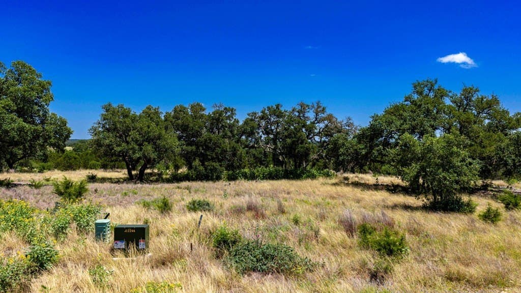 3.69 acres in Gillespie County - photo 6