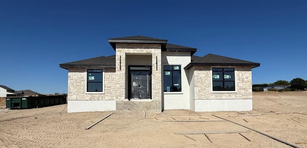 7,811 acres in Maverick County