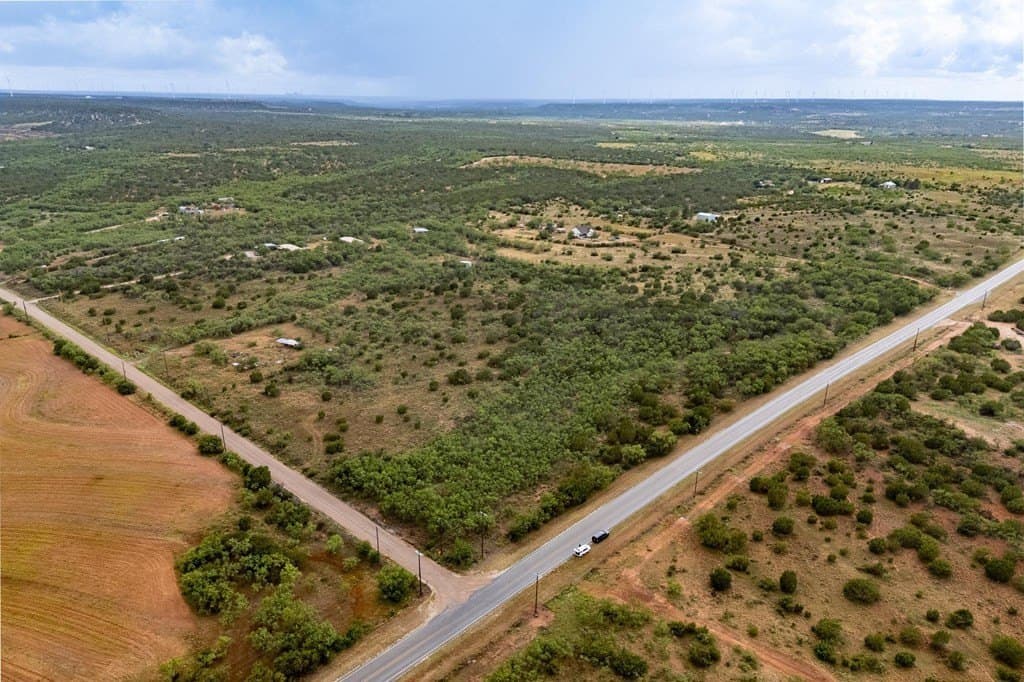 10.63 acres in Nolan County gallery image 2
