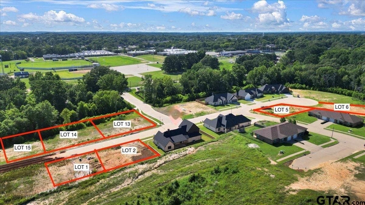 0.23 acres in Smith County