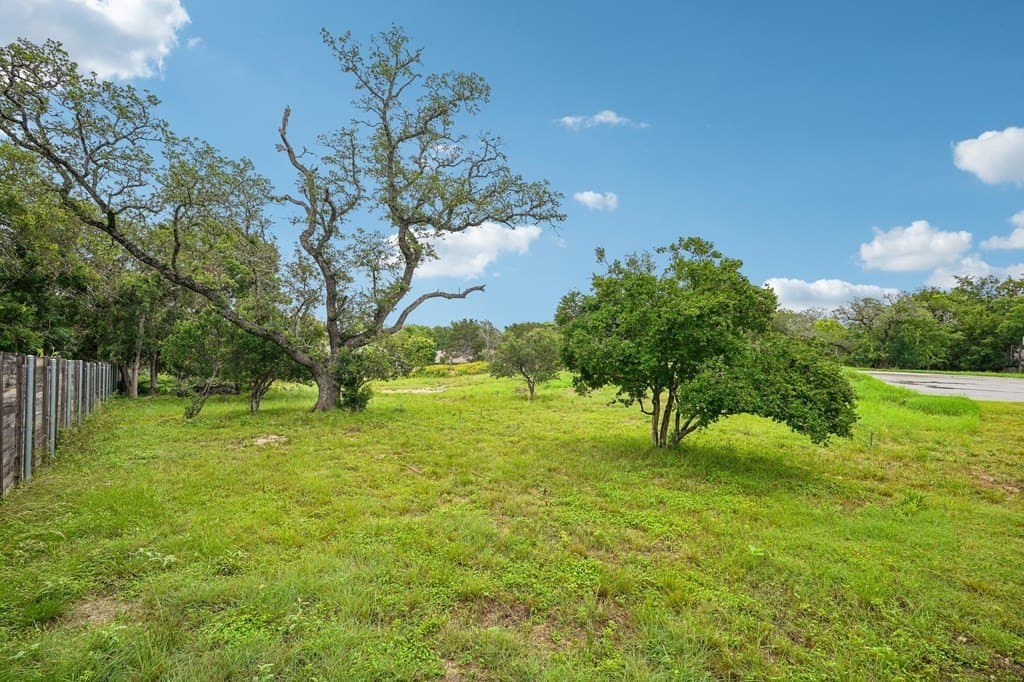 0.19 acres in Kerr County gallery image 3
