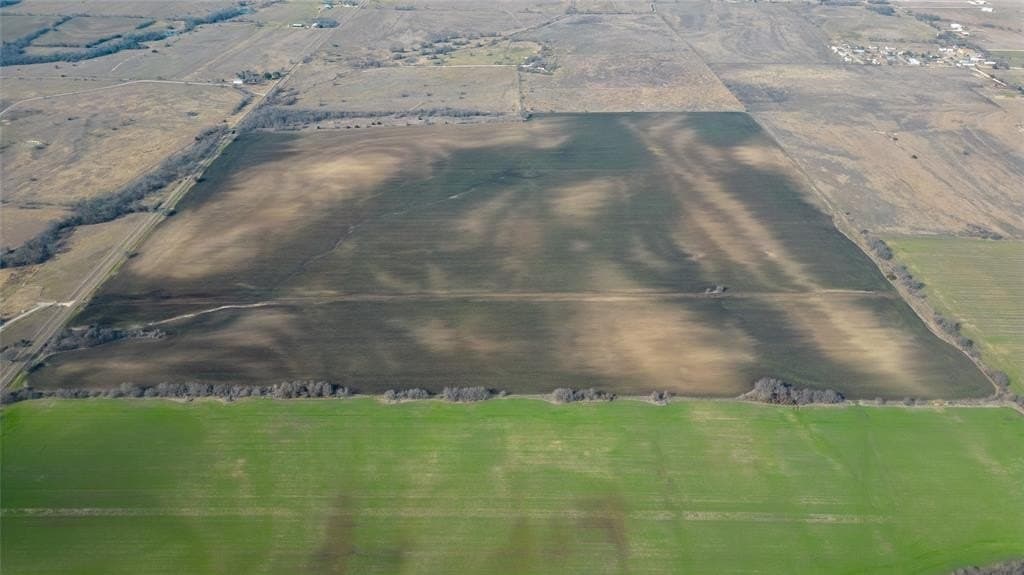 189.2 acres in Ellis County gallery image 2