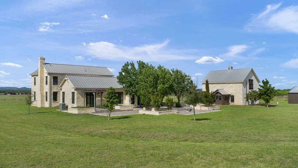 50.06 acres in Gillespie County - photo 7