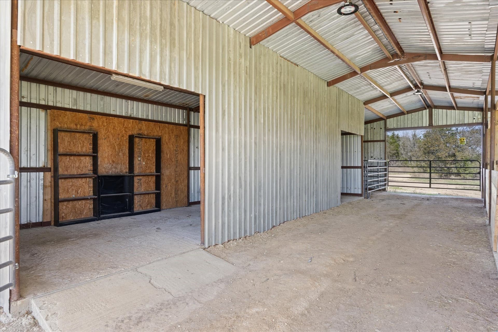 10 acres in Erath County gallery image 4