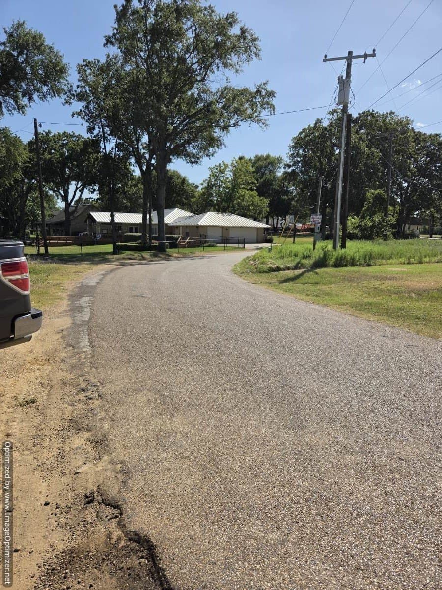 0.22 acres in Henderson County - photo 4