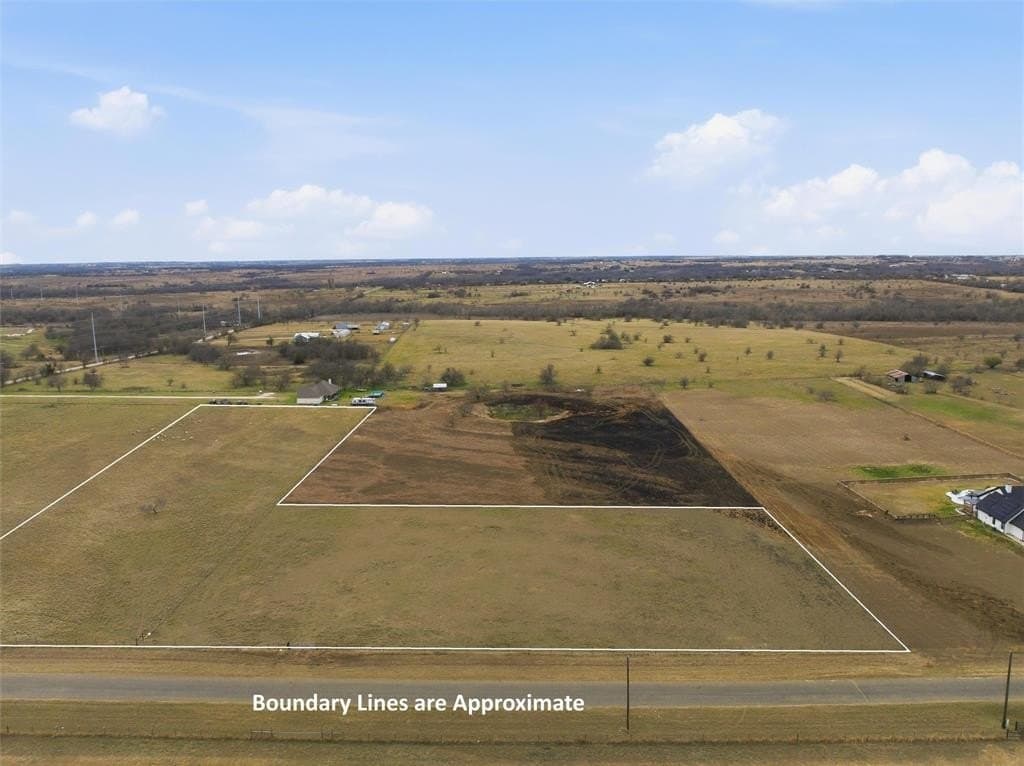 5.88 acres in McLennan County gallery image 3