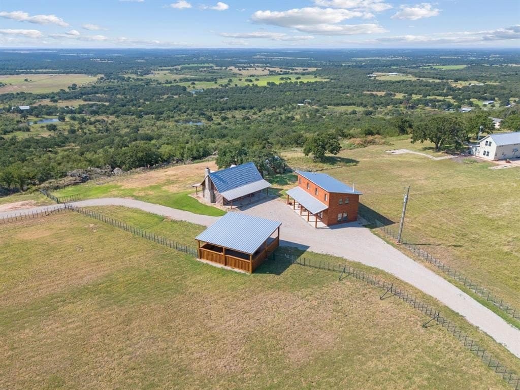 42 acres in Palo Pinto County