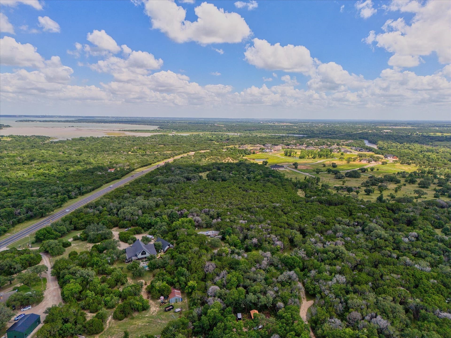 31.72 acres in McLennan County - photo 3