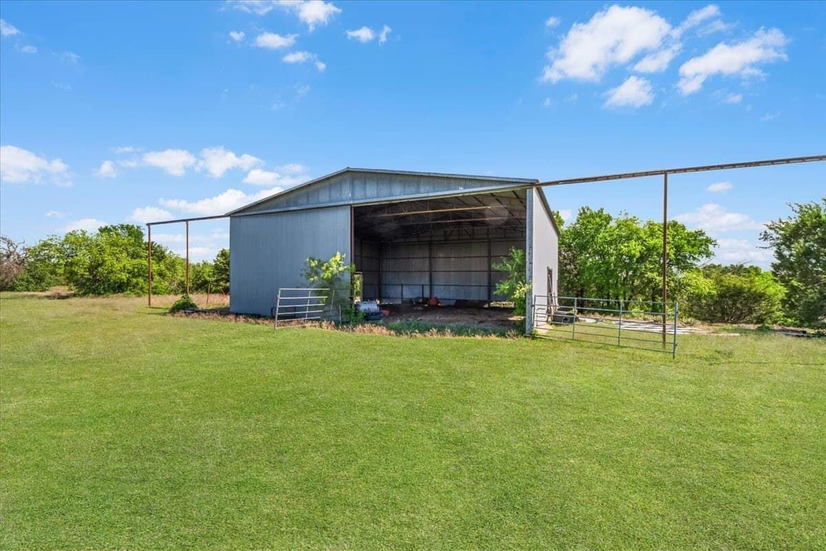 29.24 acres in Parker County - photo 32