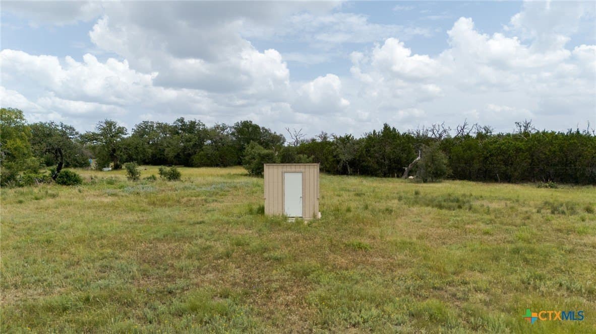 5.25 acres in Texas County - photo 8