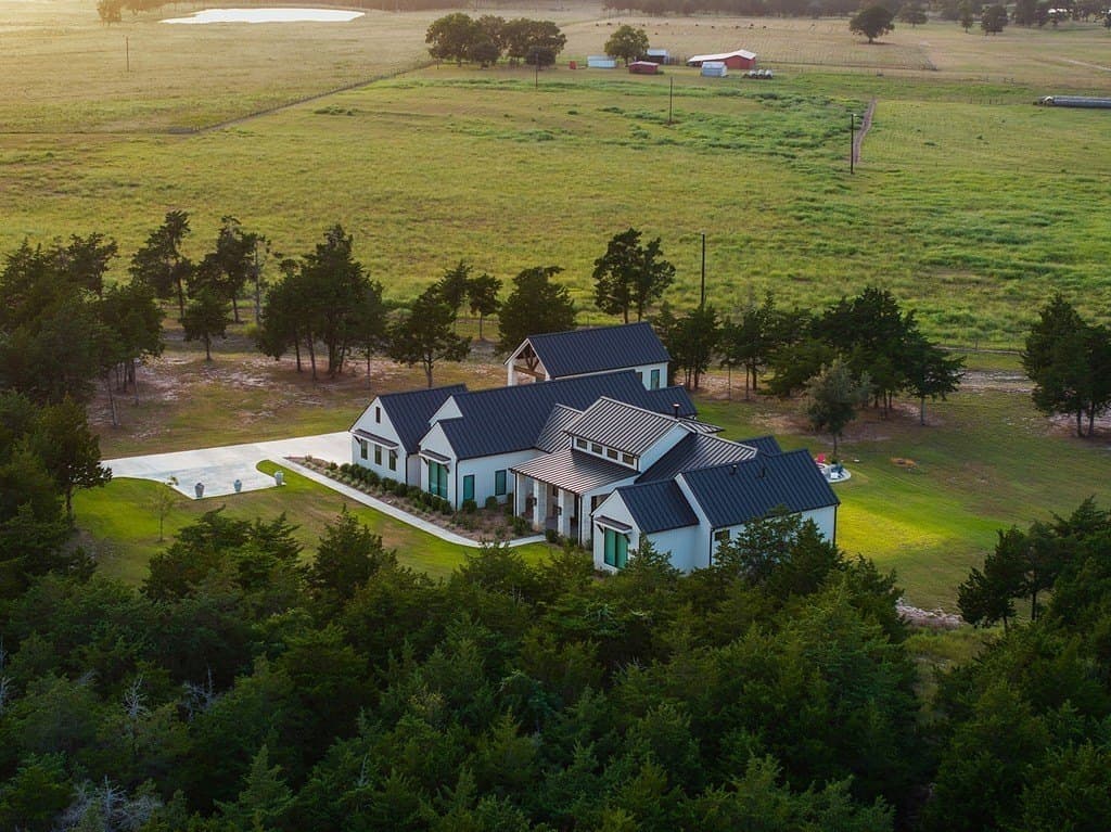 10 acres in Fayette County - photo 2