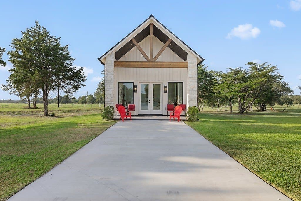 10 acres in Fayette County - photo 4