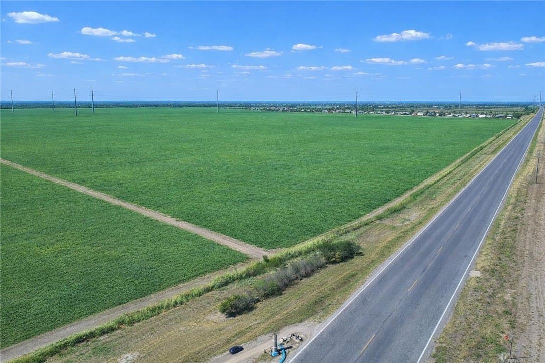10 acres in Cameron County - photo 6