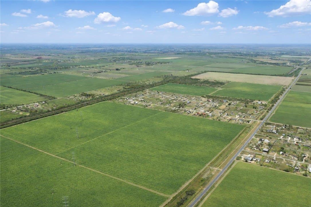 10 acres in Cameron County - photo 8