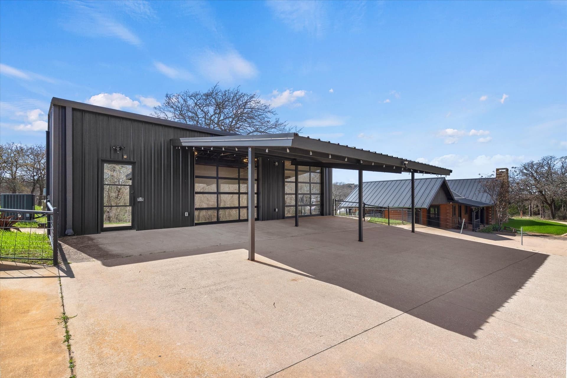 42.25 acres in Cooke County - photo 3