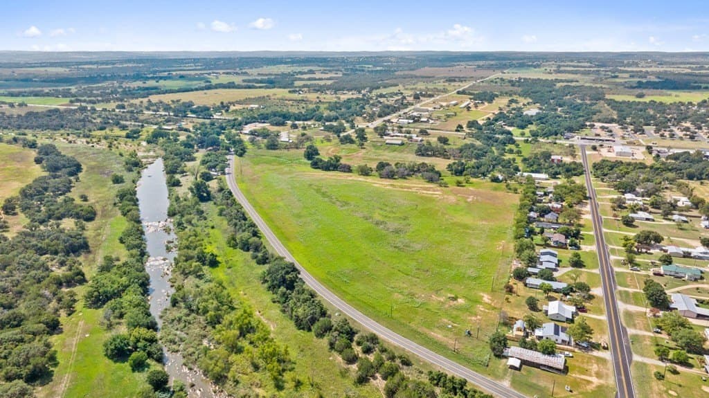 46 acres in Gillespie County gallery image 4