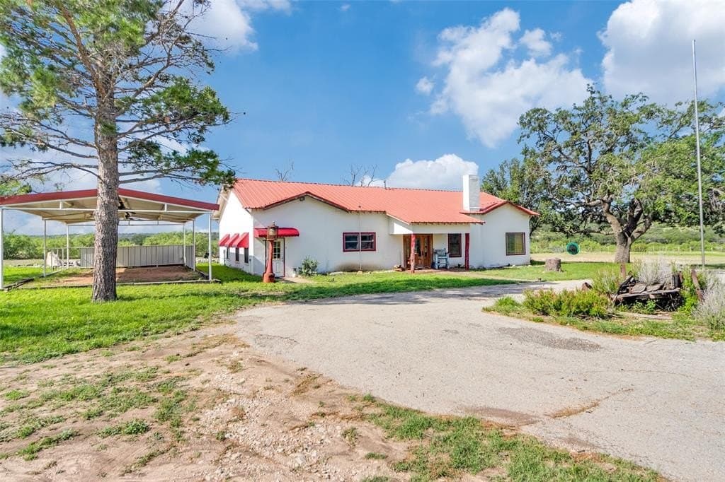 780 acres in Sutton County