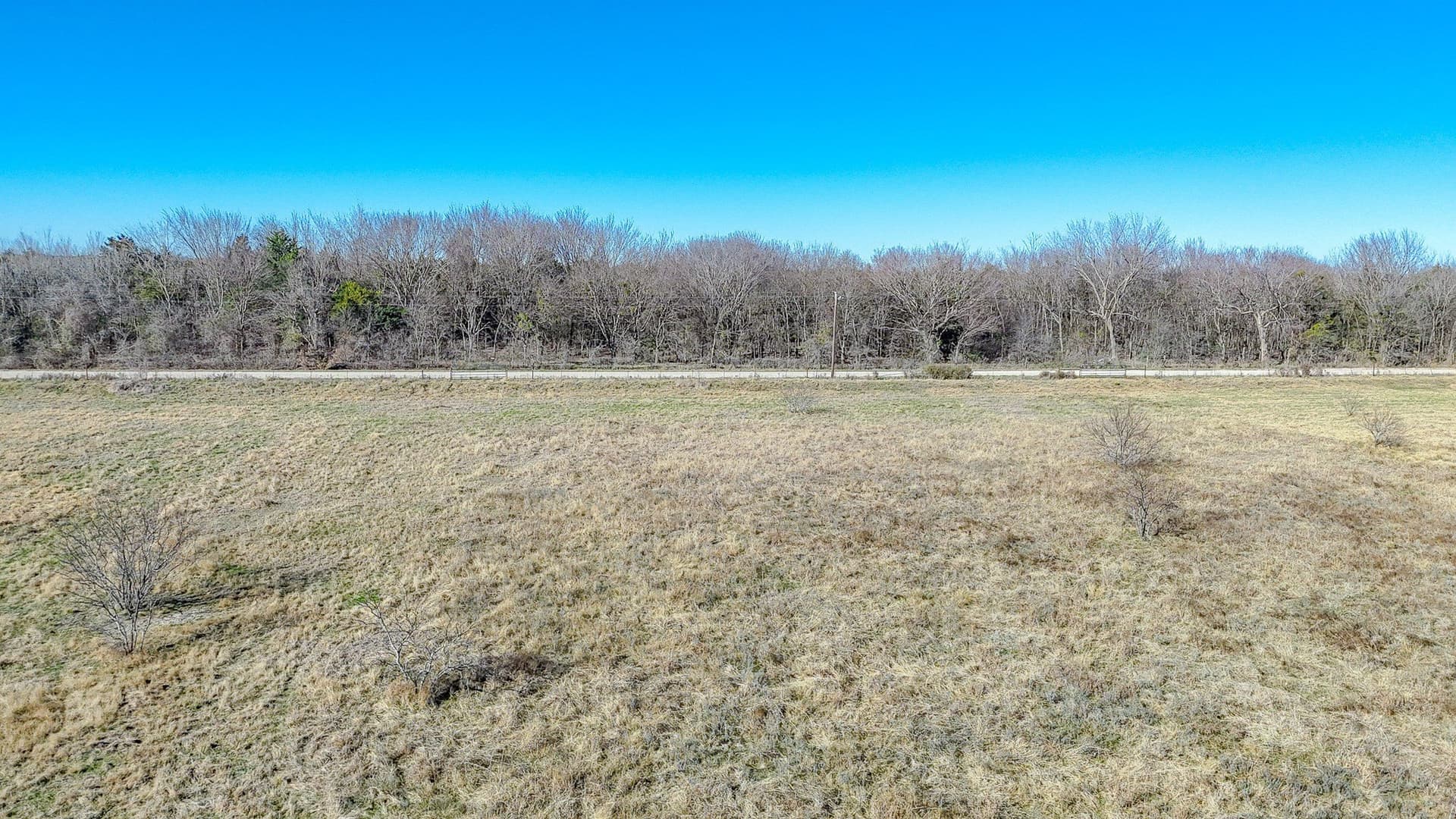 5.02 acres in Navarro County - photo 4