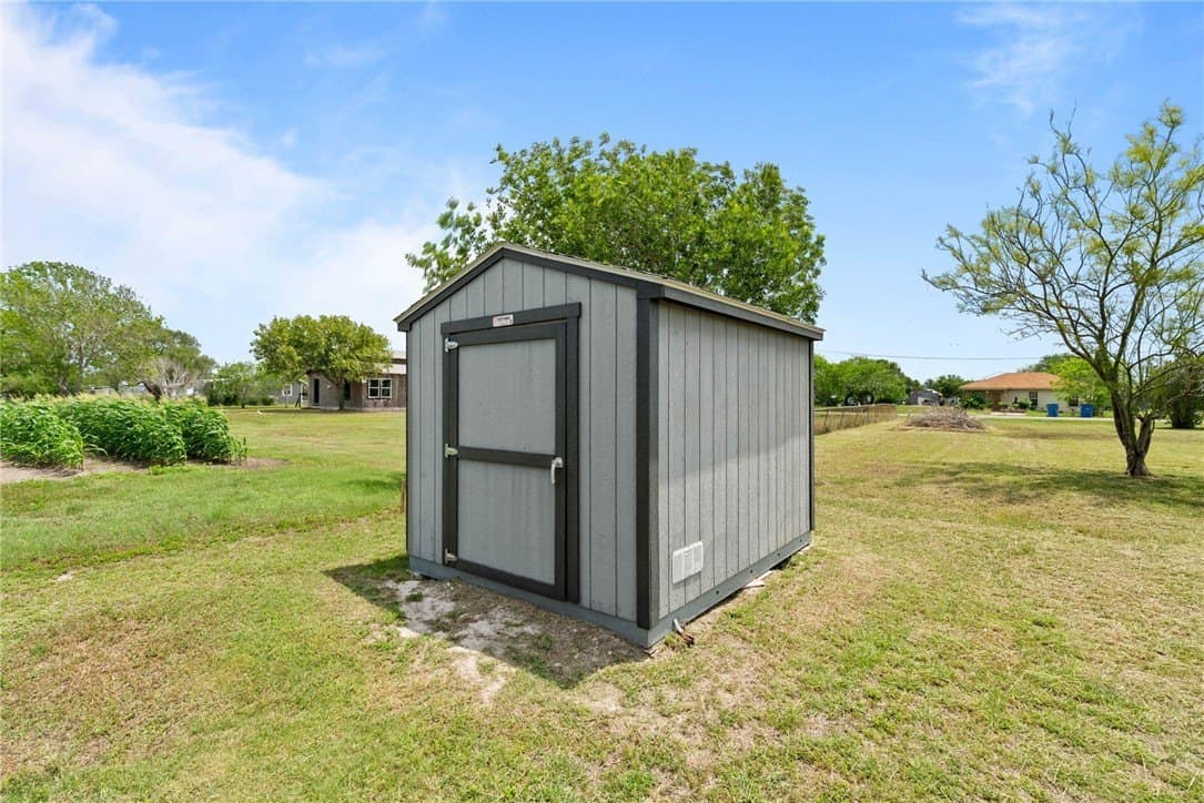 0.29 acres in Refugio County - photo 25