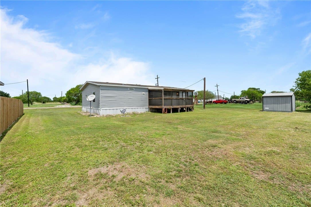 0.29 acres in Refugio County - photo 23