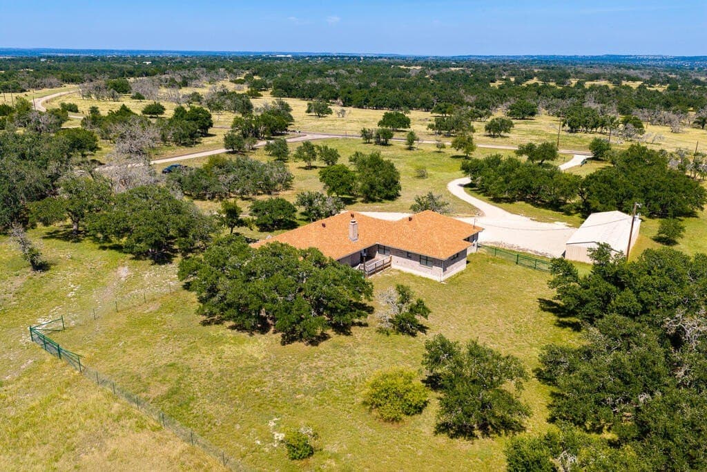 20.01 acres in Gillespie County