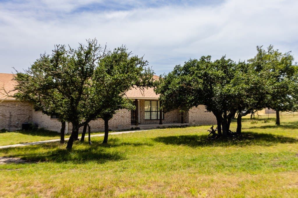 20.01 acres in Gillespie County gallery image 2