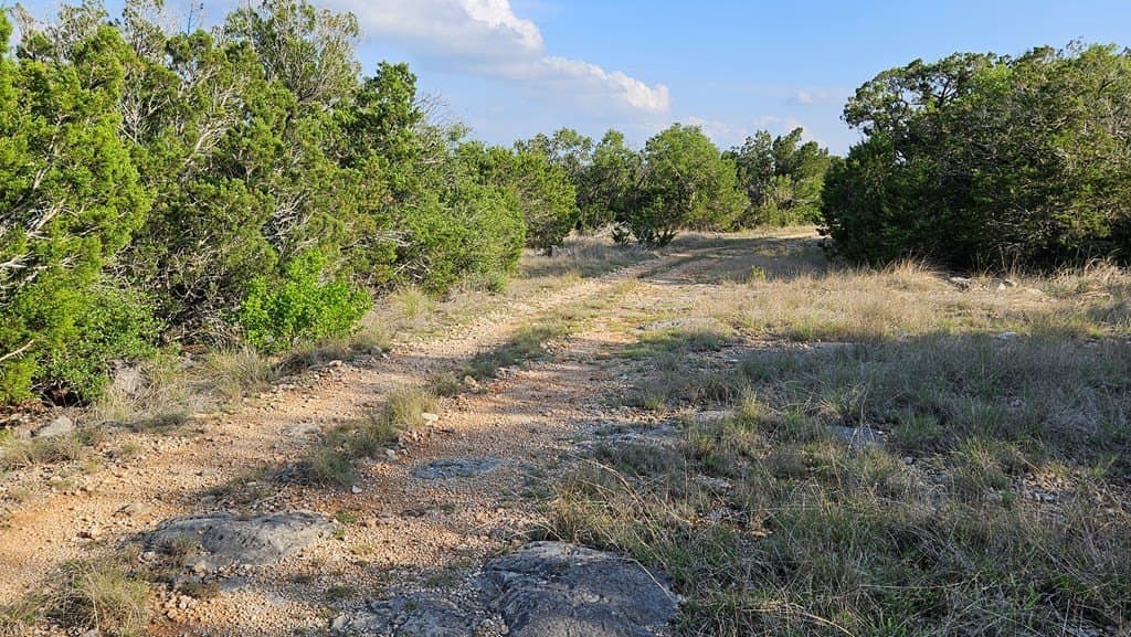 153.74 acres in Edwards County - photo 31