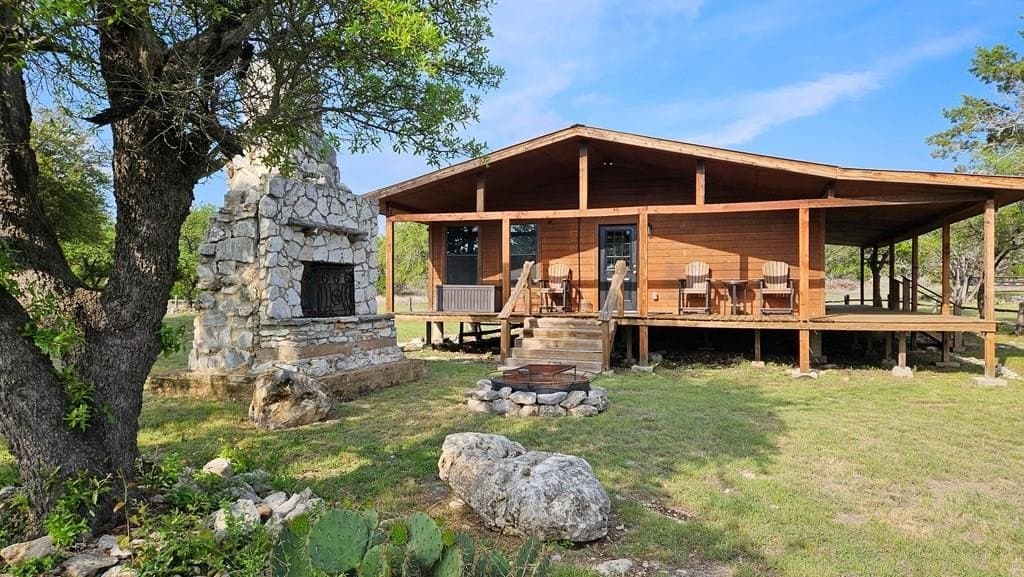 153.74 acres in Edwards County