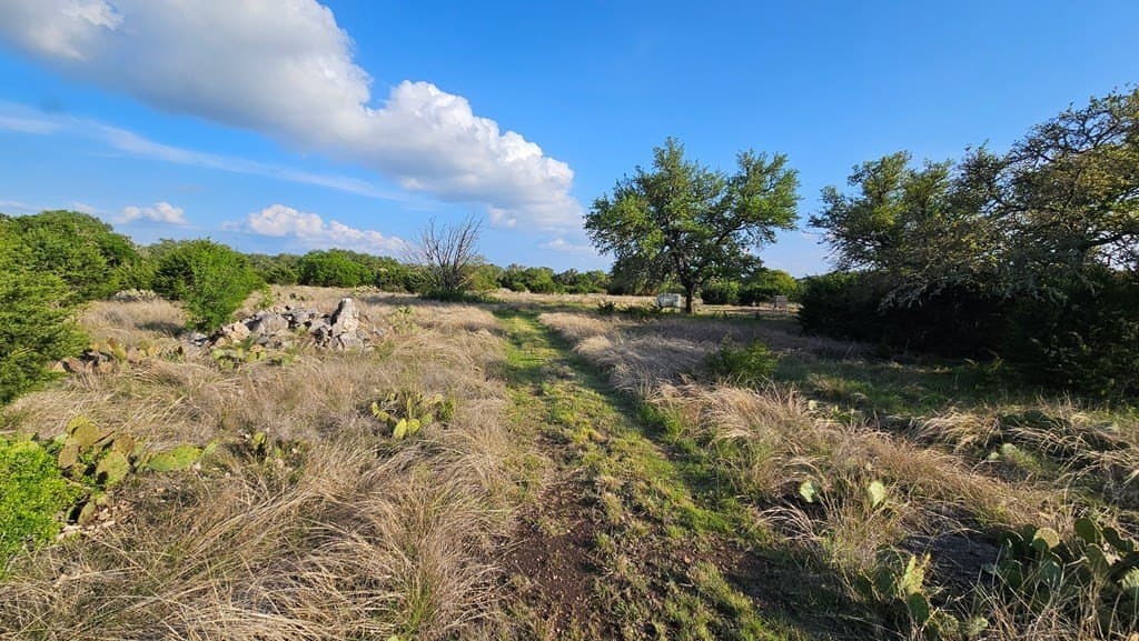 153.74 acres in Edwards County - photo 29