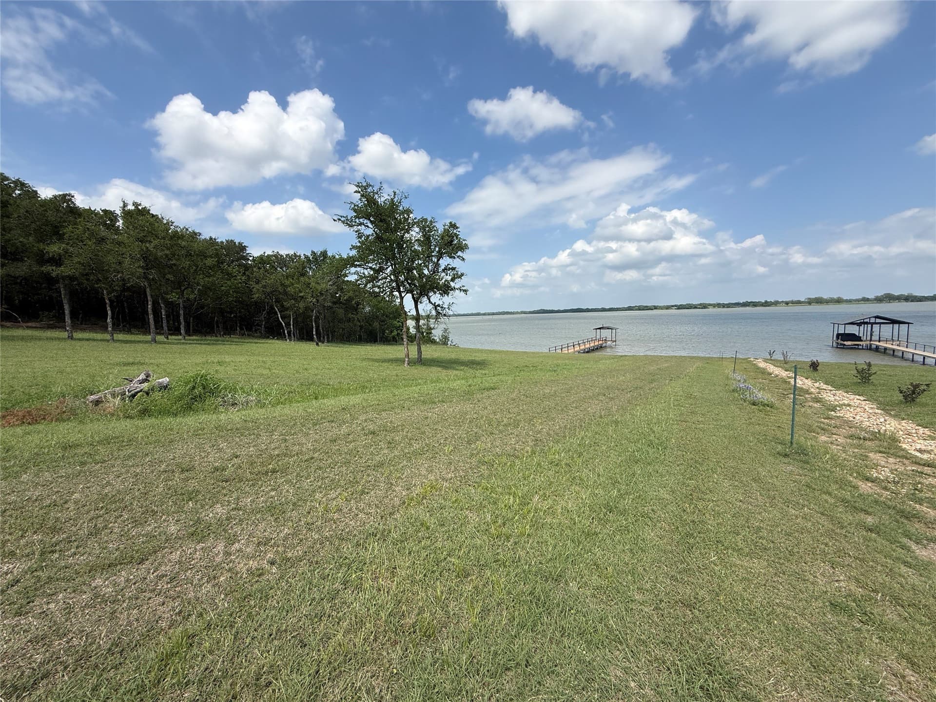 1.3 acres in Navarro County gallery image 4