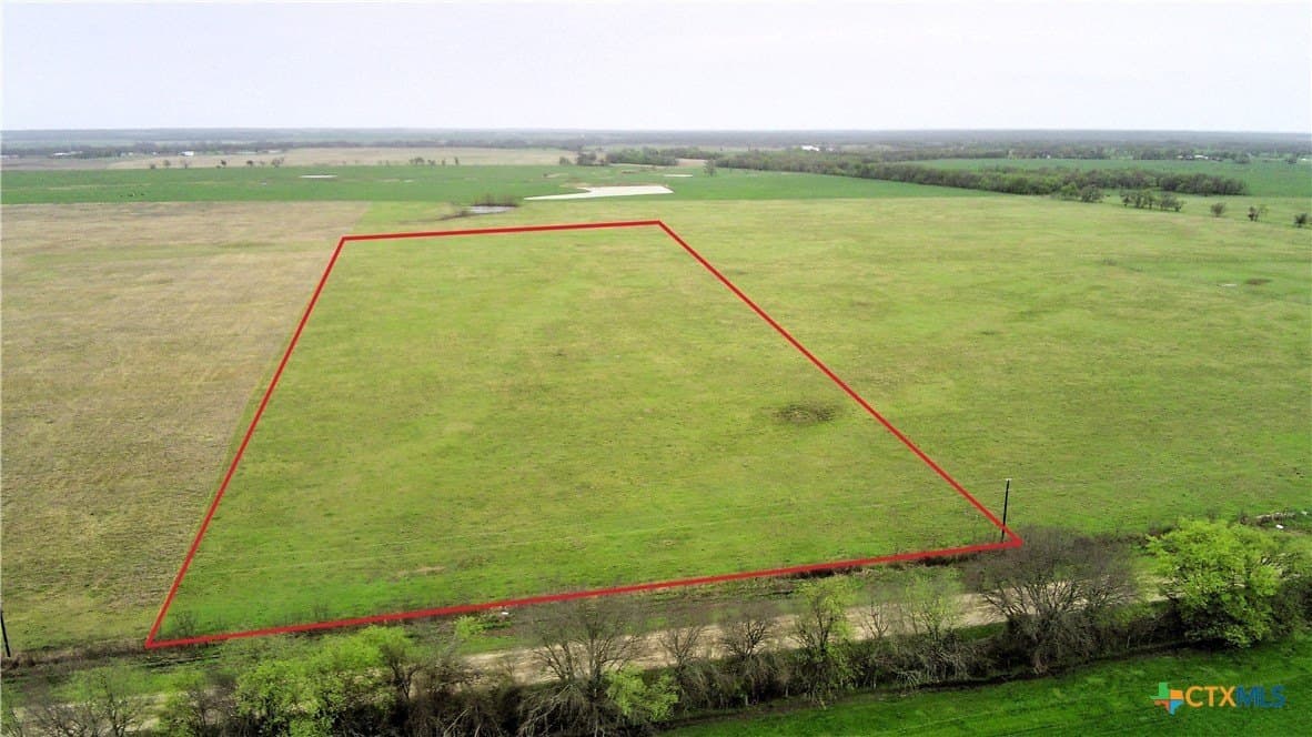 11 acres in Falls County gallery image 2